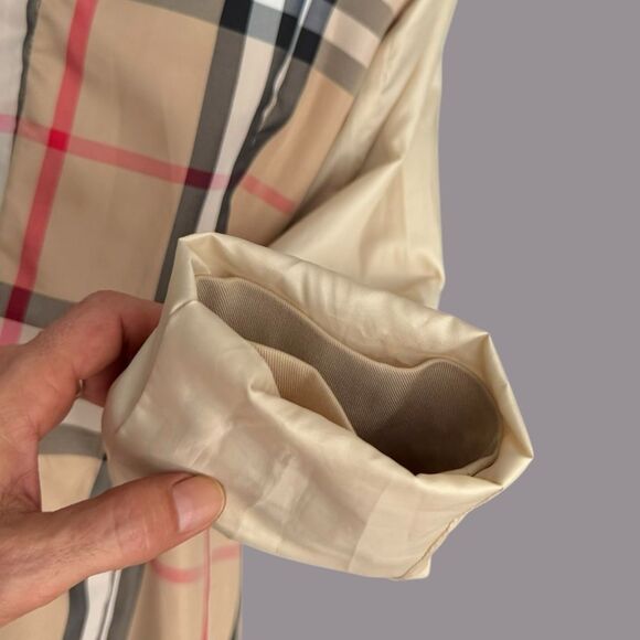 BURBERRY EUC mid-length belted Gabardine trench in Honey Size L - Picture 7 of 11